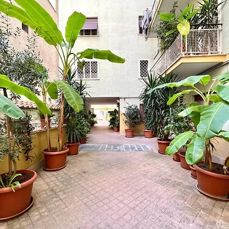 Luigi's Home, Cozy Metro San Paolo شقة روما