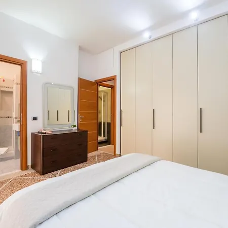 Luigi's Home, Cozy Metro San Paolo روما